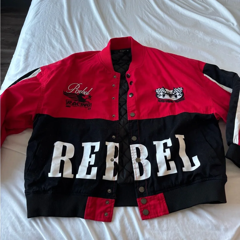 PacSun Quilted Black Jacket with Red Trim - Picture 1 of 4
